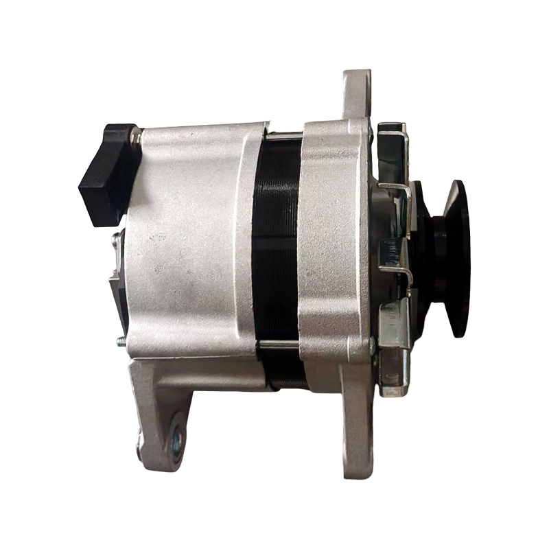 เครื่องกำเนิดไฟฟ้ากระแสสลับ Hyundai 24V 45A สำหรับรถขุด DAEWOO DX75 / 80/88